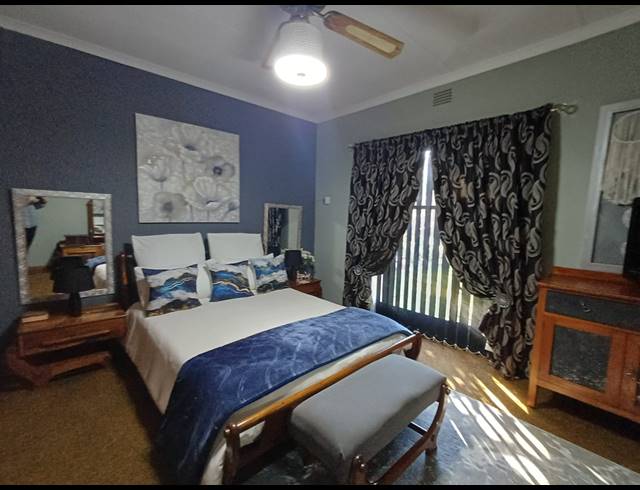 3 BEDROOM HOUSE FOR SALE IN VANDERBIJLPARK SE 6